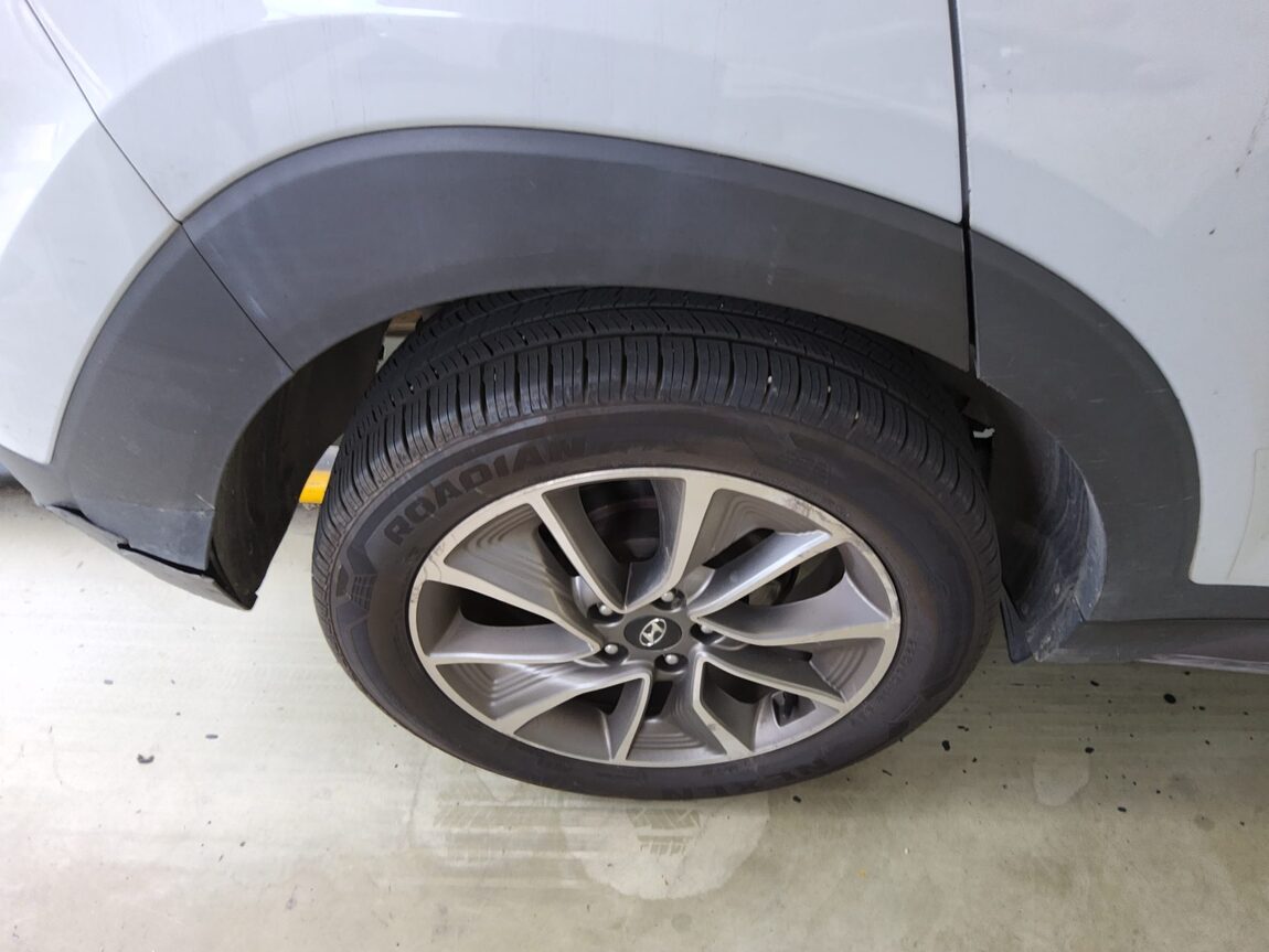 HYUNDAI ALL NEW TUCSON DIESEL 1.7 2WD MODERN 2018 - zdjęcie 23
