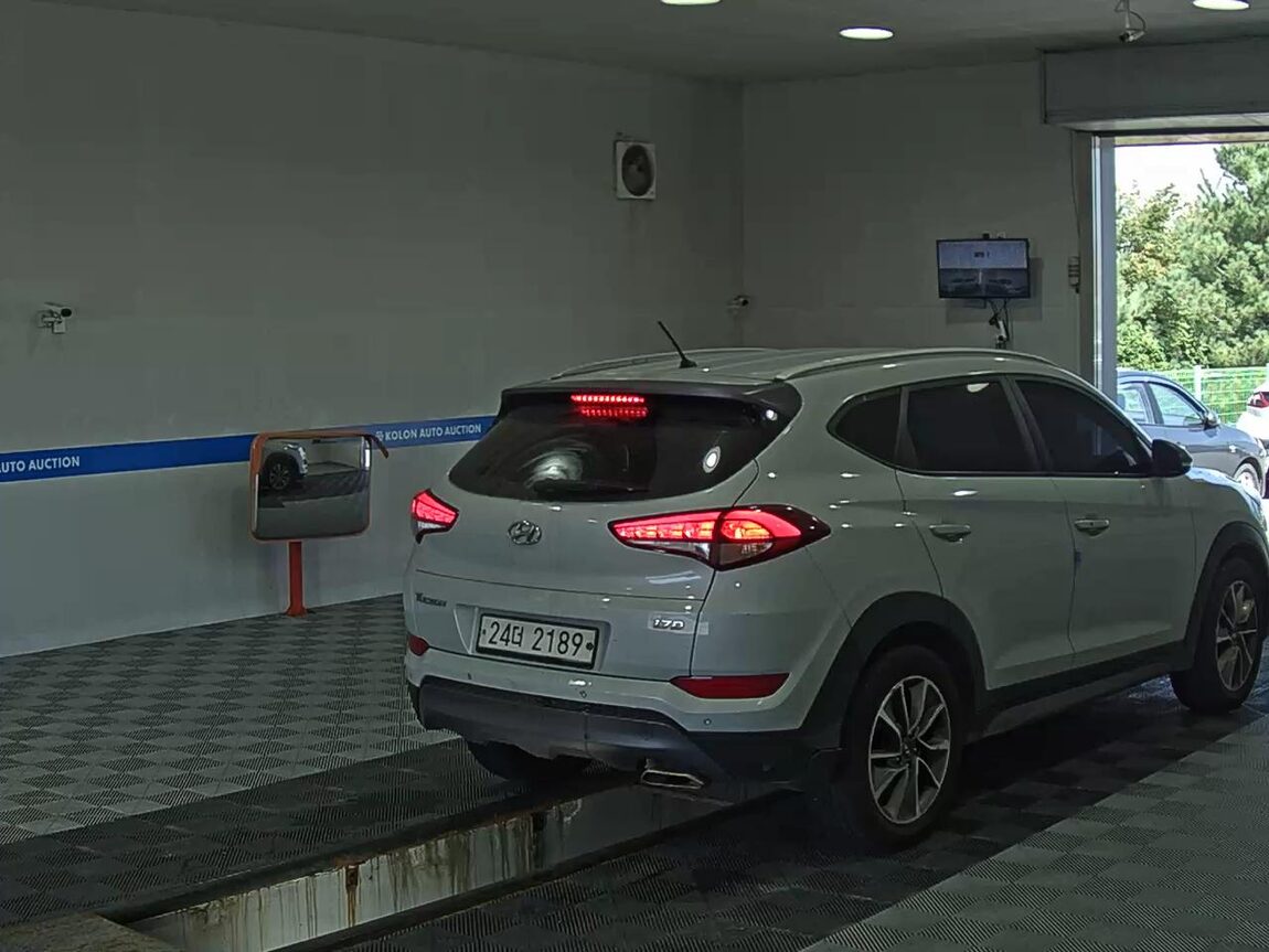 HYUNDAI ALL NEW TUCSON DIESEL 1.7 2WD MODERN 2018 - zdjęcie 5