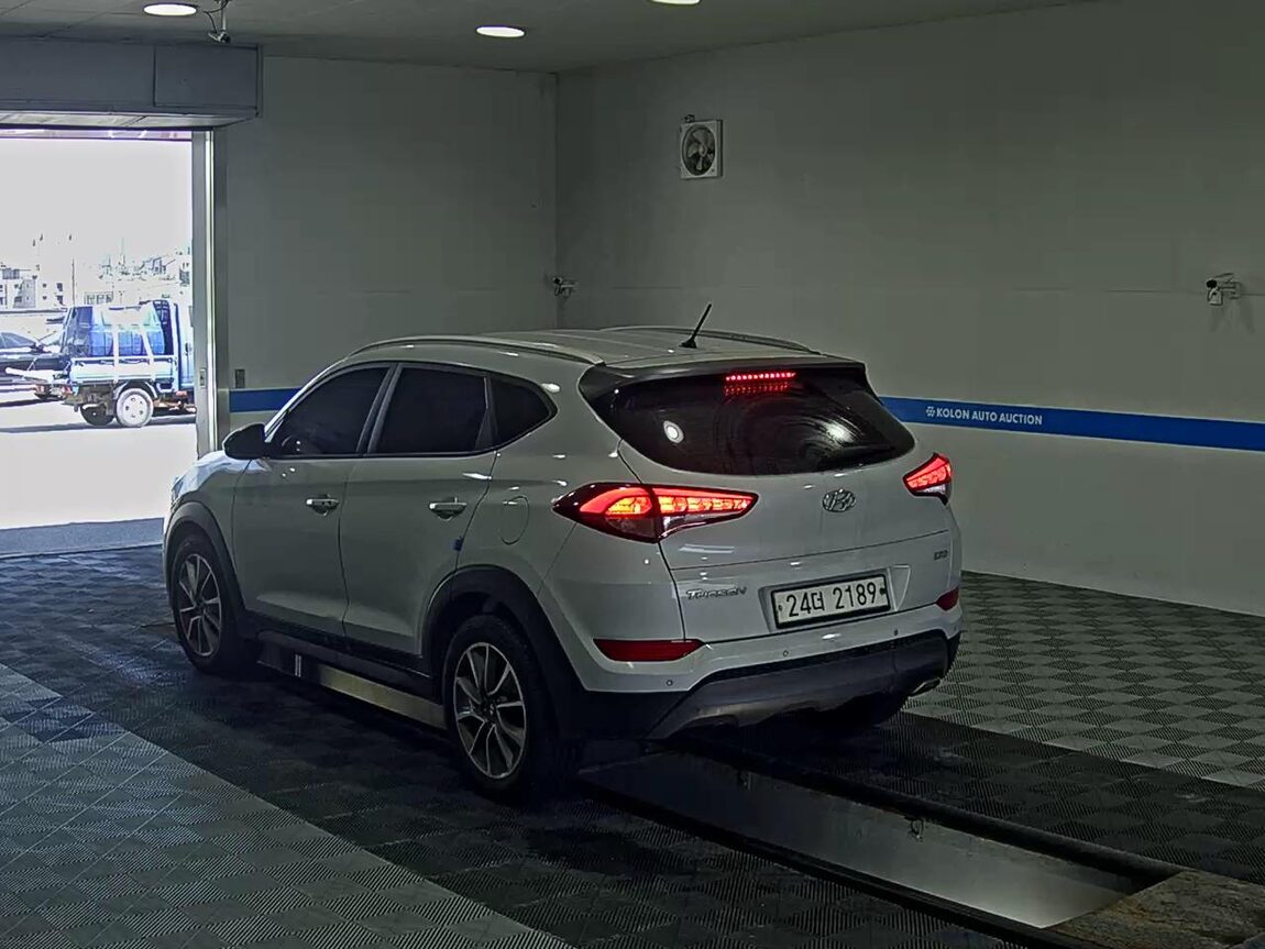 HYUNDAI ALL NEW TUCSON DIESEL 1.7 2WD MODERN 2018 - zdjęcie 6