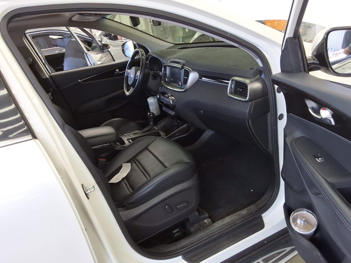 KIA ALL NEW SORENTO R2.0 2WD NOBLESSE 2016 - zdjęcie 15