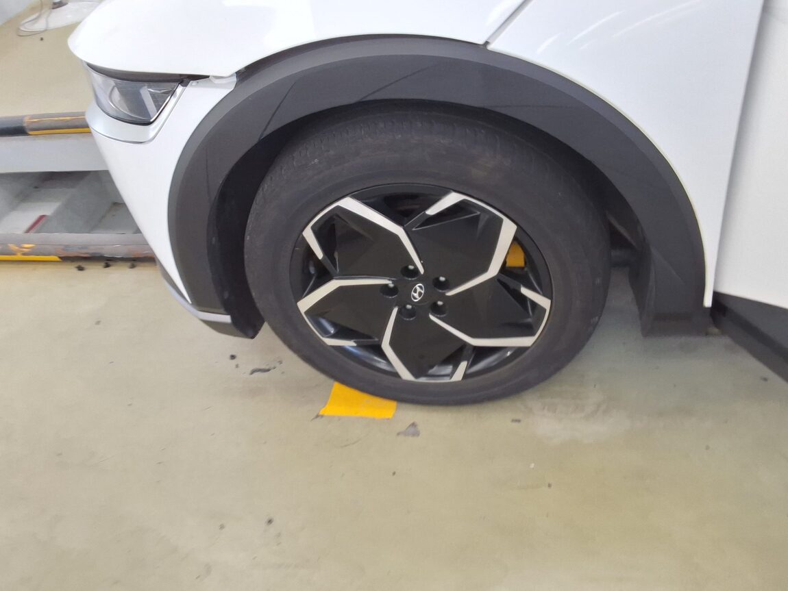 HYUNDAI IONIQ 5 EV 2WD LONG RANGE EXCLUSIVE 2022 - zdjęcie 22