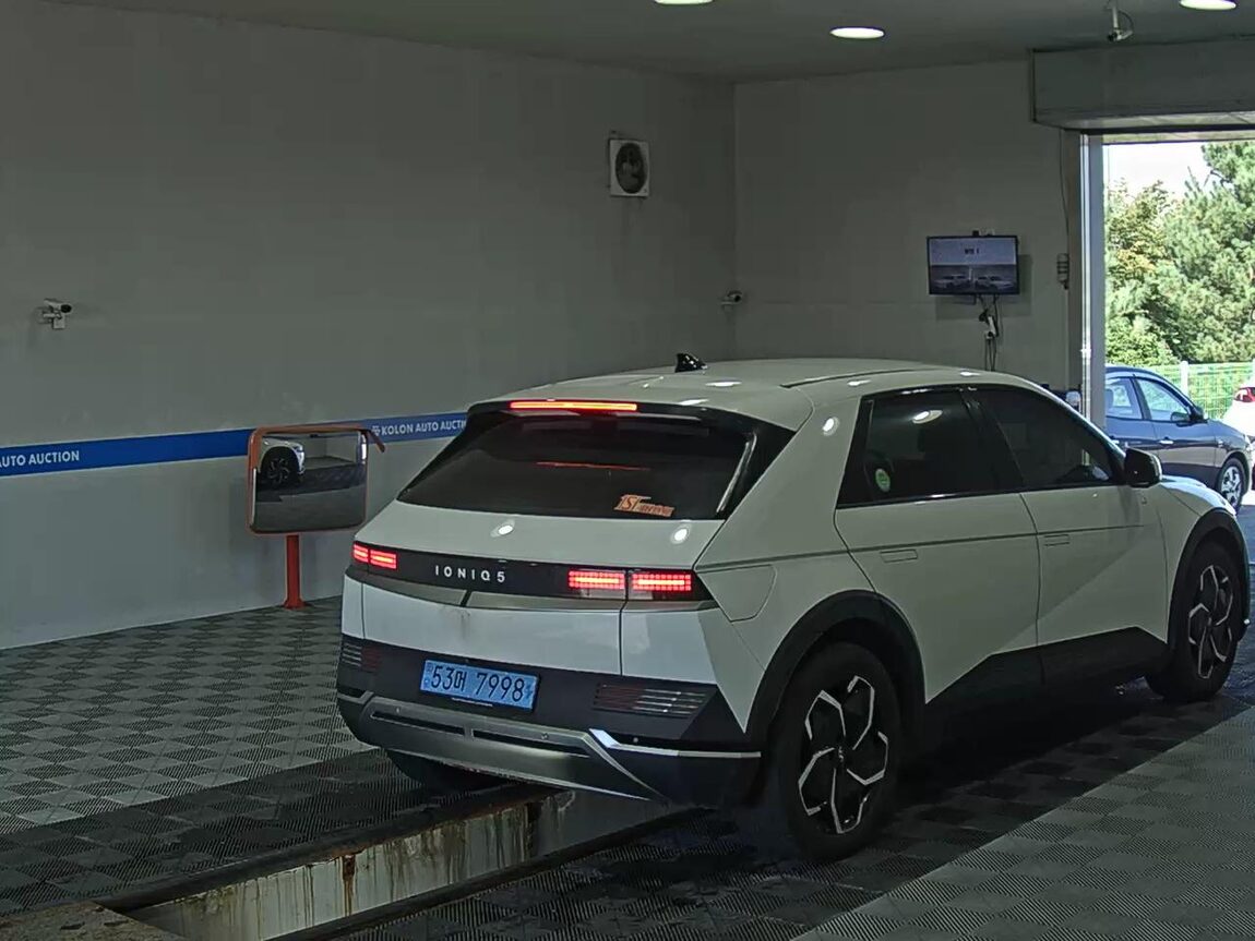 HYUNDAI IONIQ 5 EV 2WD LONG RANGE EXCLUSIVE 2022 - zdjęcie 5