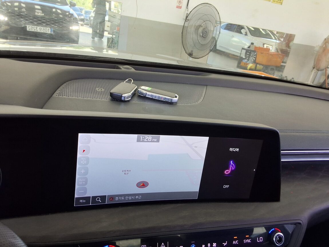 KIA K8 2.5 GDI NOBLESSE 2022 - zdjęcie 18
