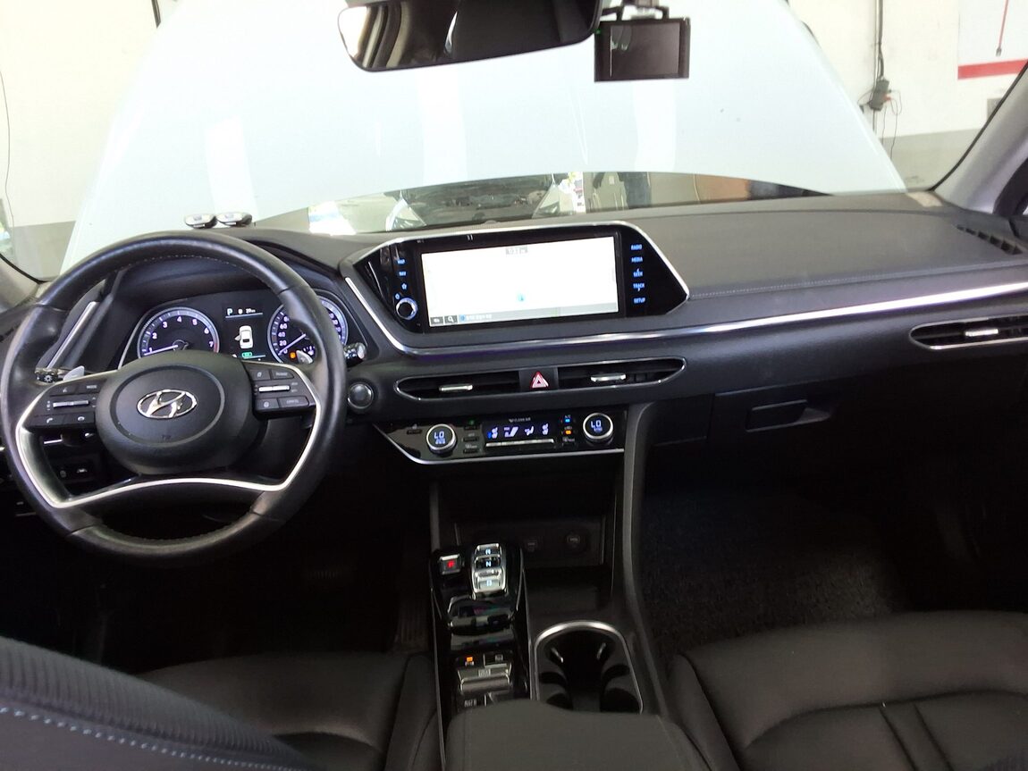 HYUNDAI SONATA (DN8) G2.0 PREMIUM PLUS 2022 - zdjęcie 12