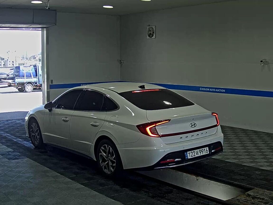 HYUNDAI SONATA (DN8) G2.0 PREMIUM PLUS 2022 - zdjęcie 6