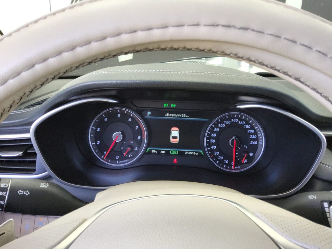GENESIS G70 2.0T SUPREME 2018 - zdjęcie 9