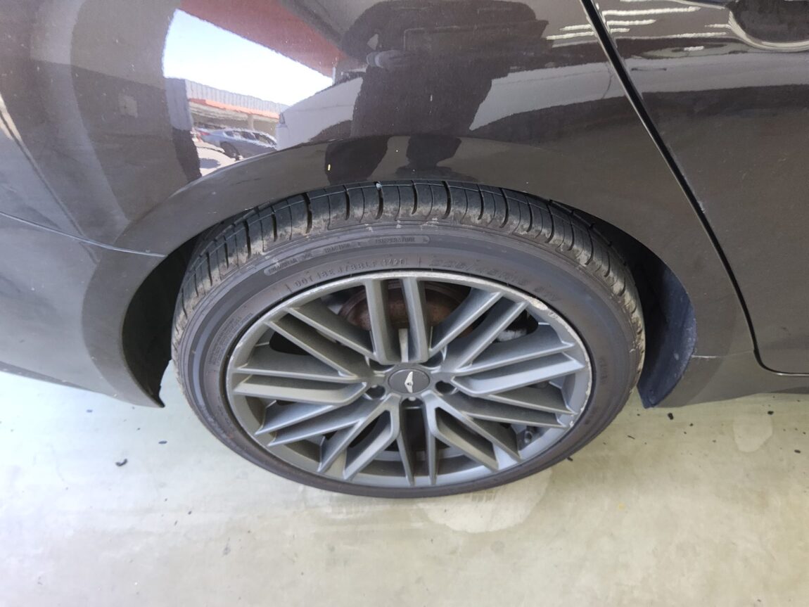 GENESIS G70 2.0T SUPREME 2018 - zdjęcie 26