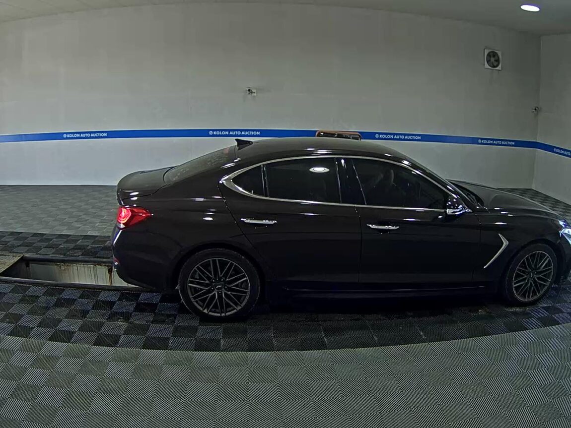 GENESIS G70 2.0T SUPREME 2018 - zdjęcie 4