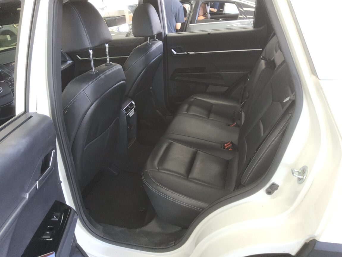 KG MOBILITY (SSANGYONG) TORRES 1.5 GDI-T 2WD T7 2023 - zdjęcie 12