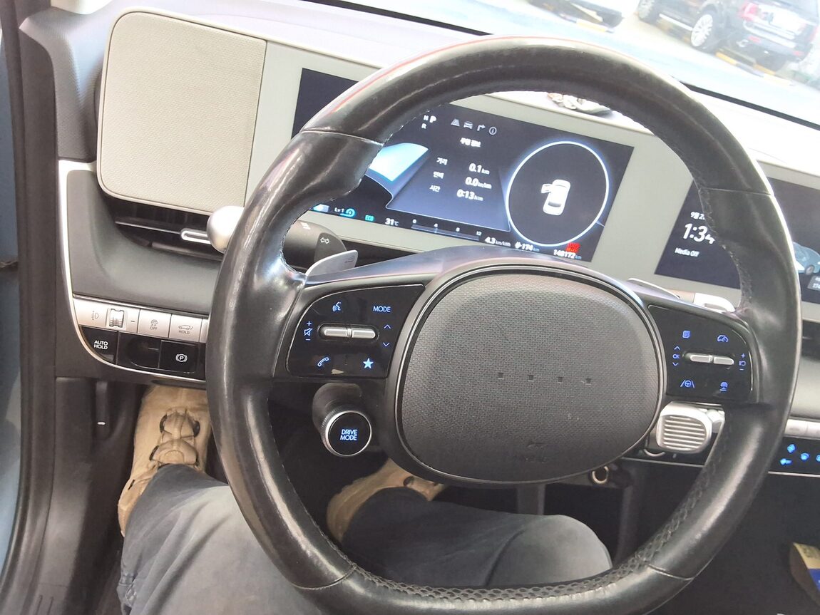 HYUNDAI IONIQ 5 EV 2WD LONG RANGE EXCLUSIVE 2022 - zdjęcie 23