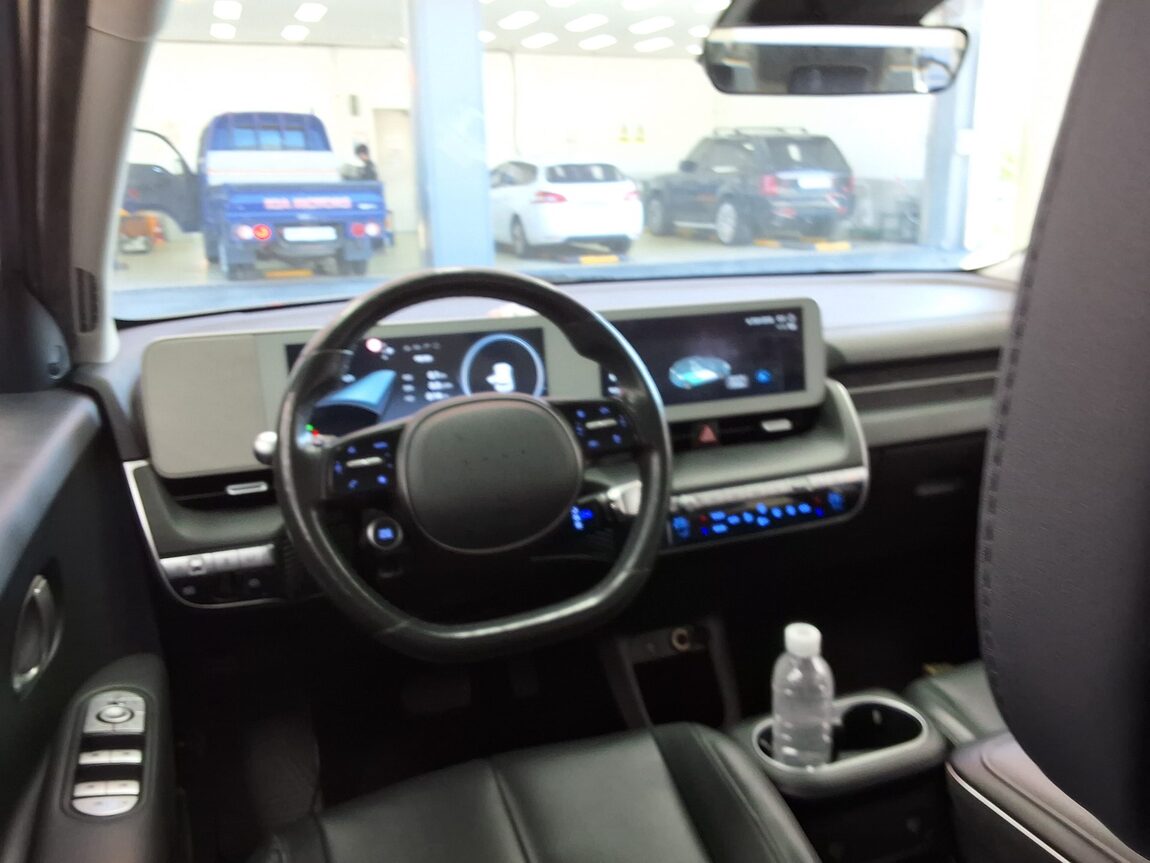 HYUNDAI IONIQ 5 EV 2WD LONG RANGE EXCLUSIVE 2022 - zdjęcie 12
