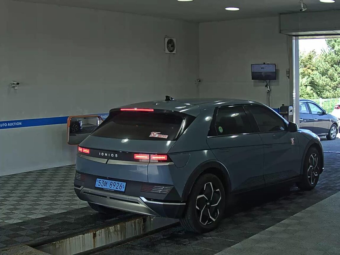 HYUNDAI IONIQ 5 EV 2WD LONG RANGE EXCLUSIVE 2022 - zdjęcie 5