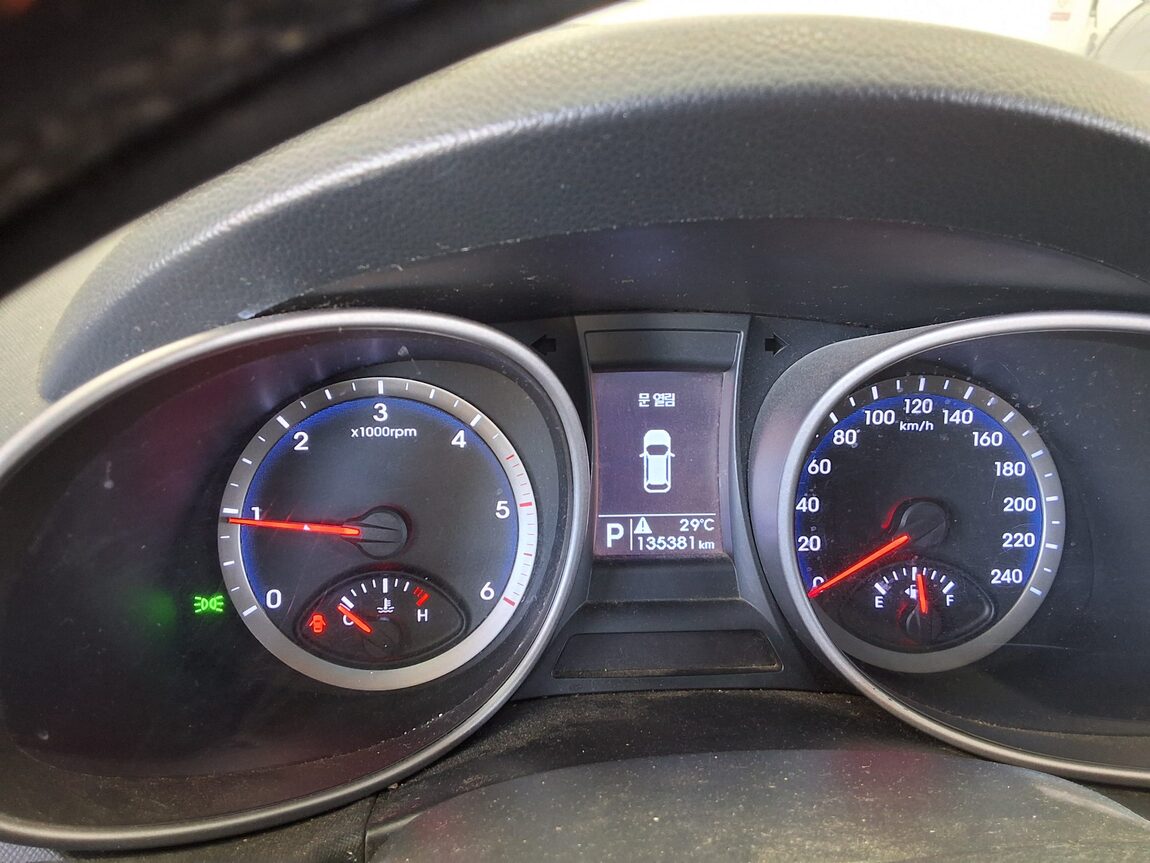 HYUNDAI SANTA FE (DM) DIESEL R2.0 2WD PREMIUM 2013 - zdjęcie 9