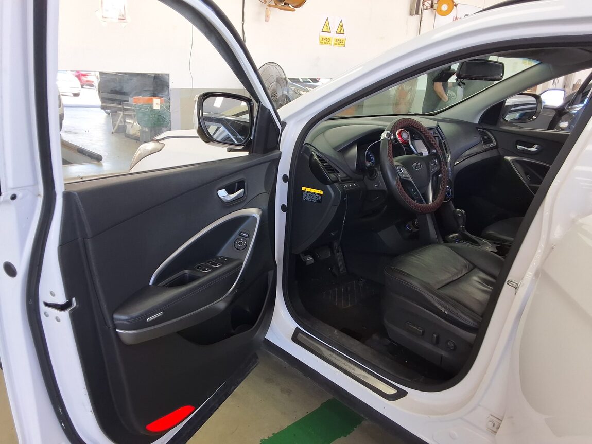 HYUNDAI SANTA FE (DM) DIESEL R2.0 2WD PREMIUM 2013 - zdjęcie 10