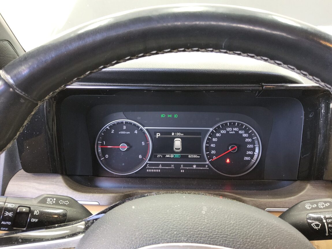 KIA NEW SORENTO (MQ4) 2.2 DIESEL 2WD PRESTIGE 2021 - zdjęcie 9