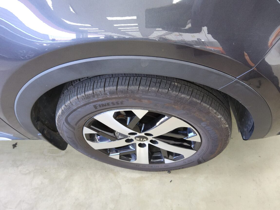 KIA NEW SORENTO (MQ4) 2.2 DIESEL 2WD PRESTIGE 2021 - zdjęcie 24
