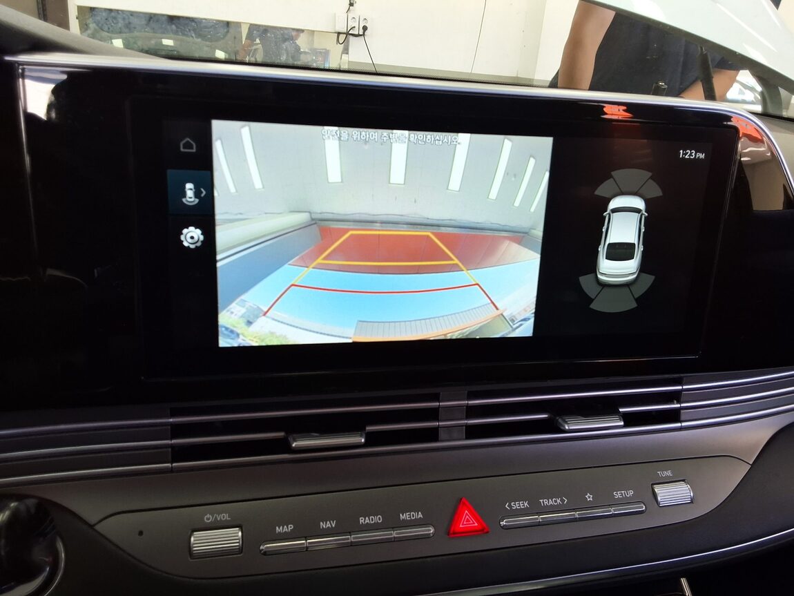 HYUNDAI THE NEW GRANDEUR IG LPi 3.0 RENTAL CAR MODERN 2022 - zdjęcie 18