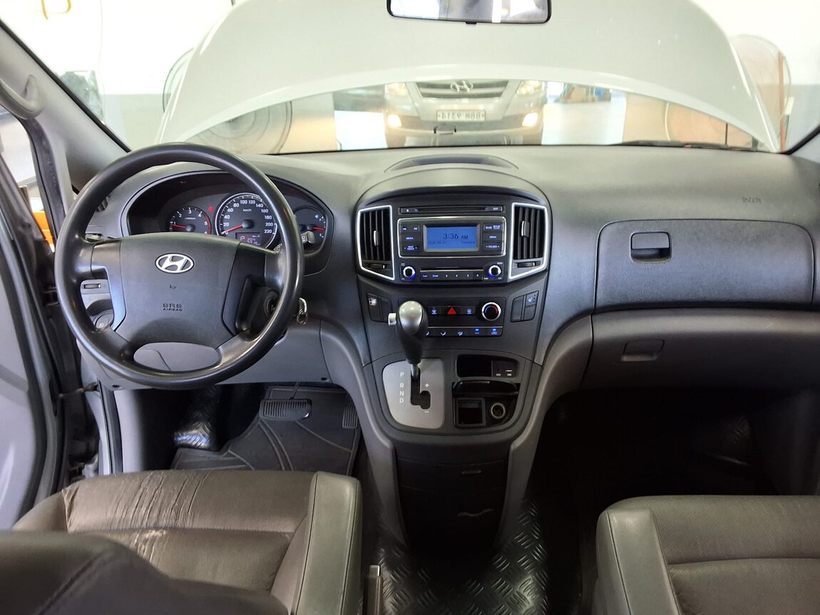 HYUNDAI GRAND STAREX 5-SEATER DIESEL VAN SMART 2016 - zdjęcie 12