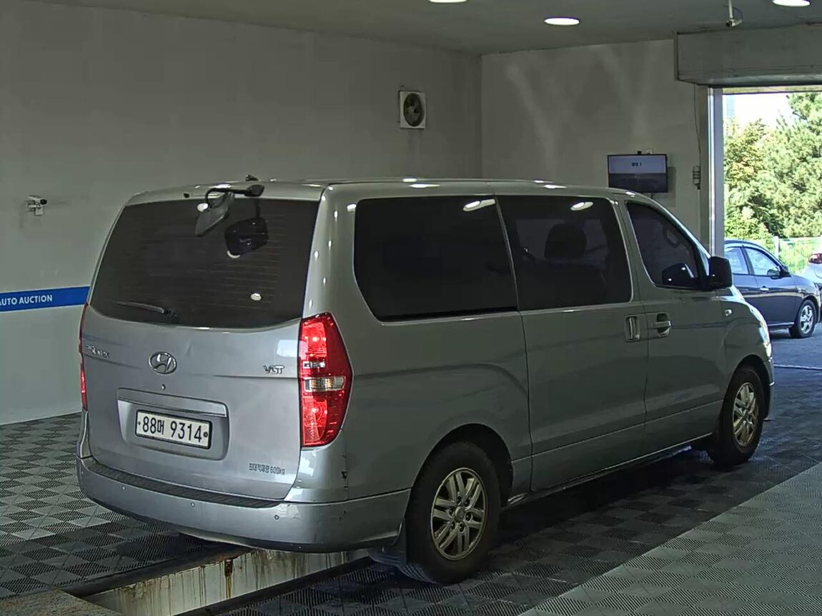HYUNDAI GRAND STAREX 5-SEATER DIESEL VAN SMART 2016 - zdjęcie 5