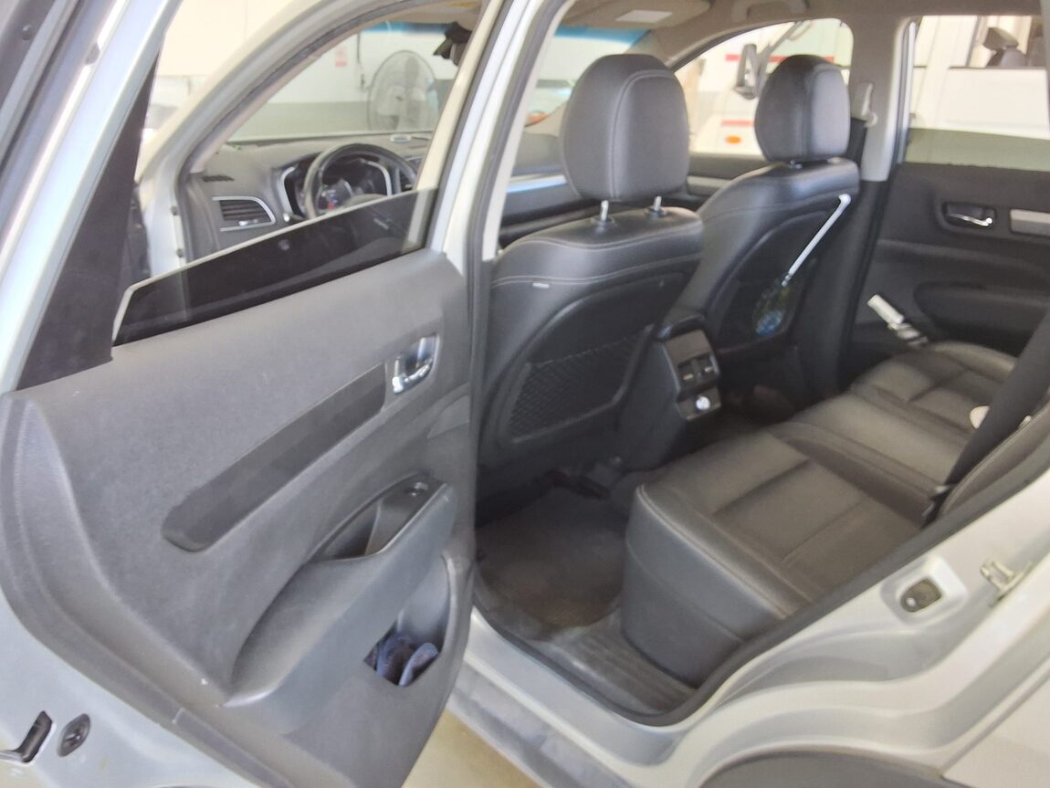 RENAULT (SAMSUNG) QM6 2.0 dCi 4WD LE 2017 - zdjęcie 12