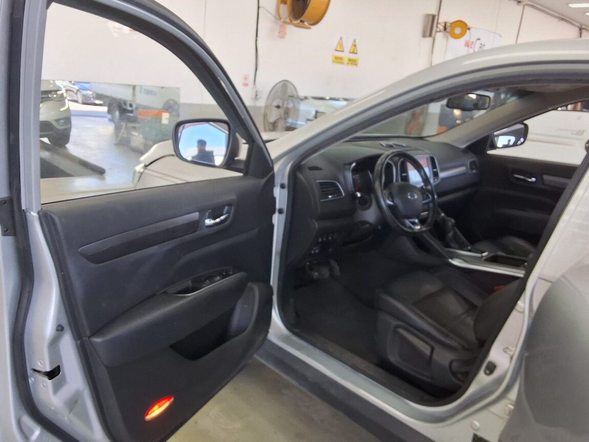 RENAULT (SAMSUNG) QM6 2.0 dCi 4WD LE 2017 - zdjęcie 10