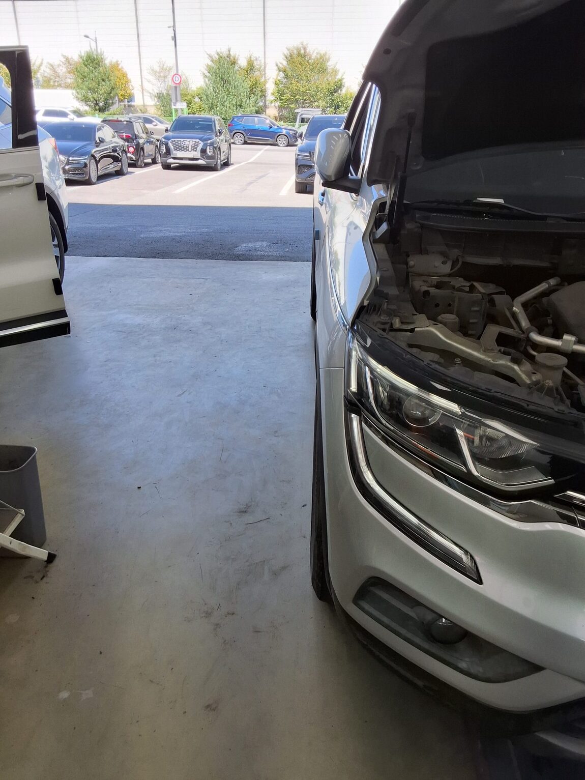 RENAULT (SAMSUNG) QM6 2.0 dCi 4WD LE 2017 - zdjęcie 25