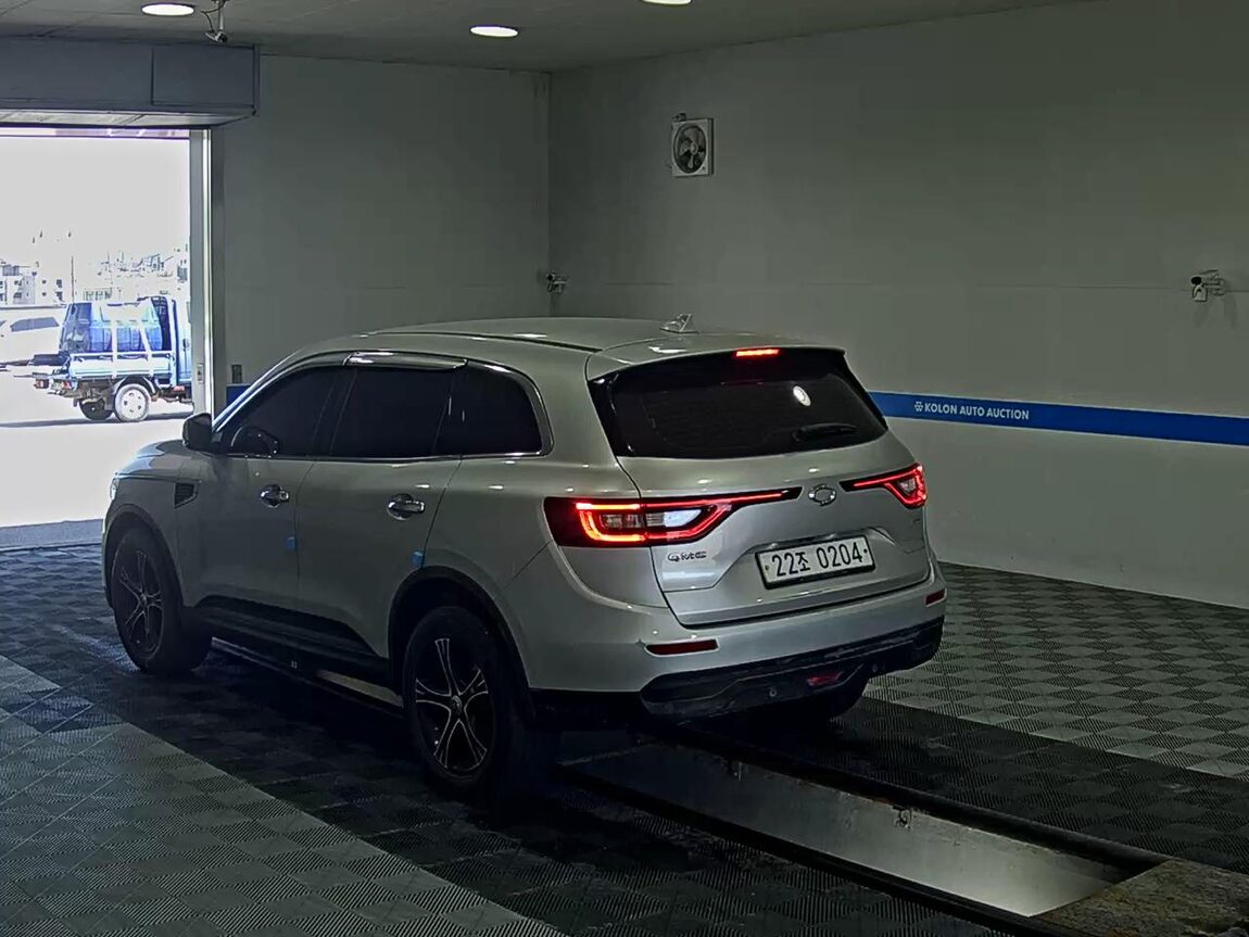 RENAULT (SAMSUNG) QM6 2.0 dCi 4WD LE 2017 - zdjęcie 6