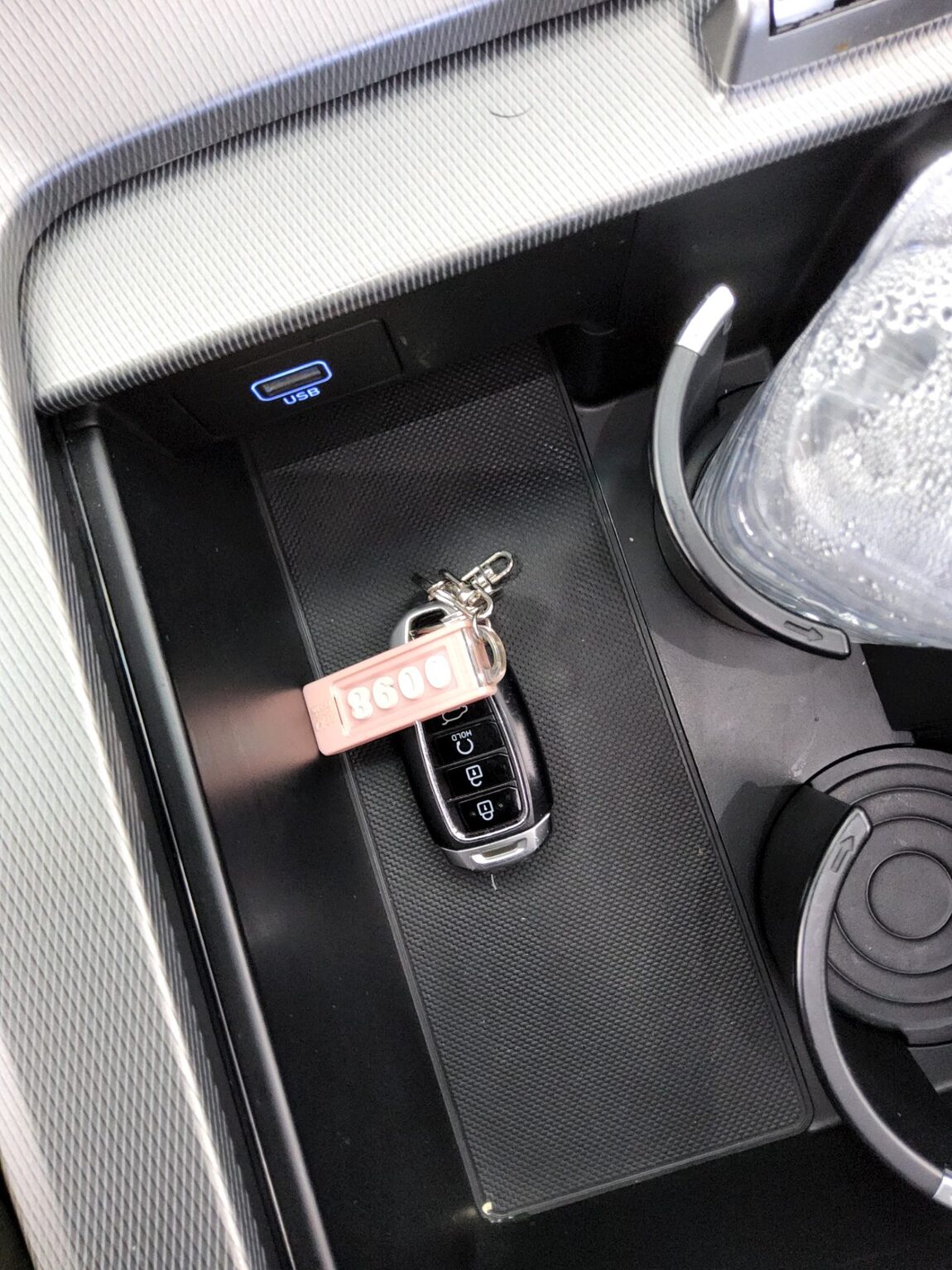 HYUNDAI PALISADE 3.8 GASOLINE AWD EXCLUSIVE 2022 - zdjęcie 19