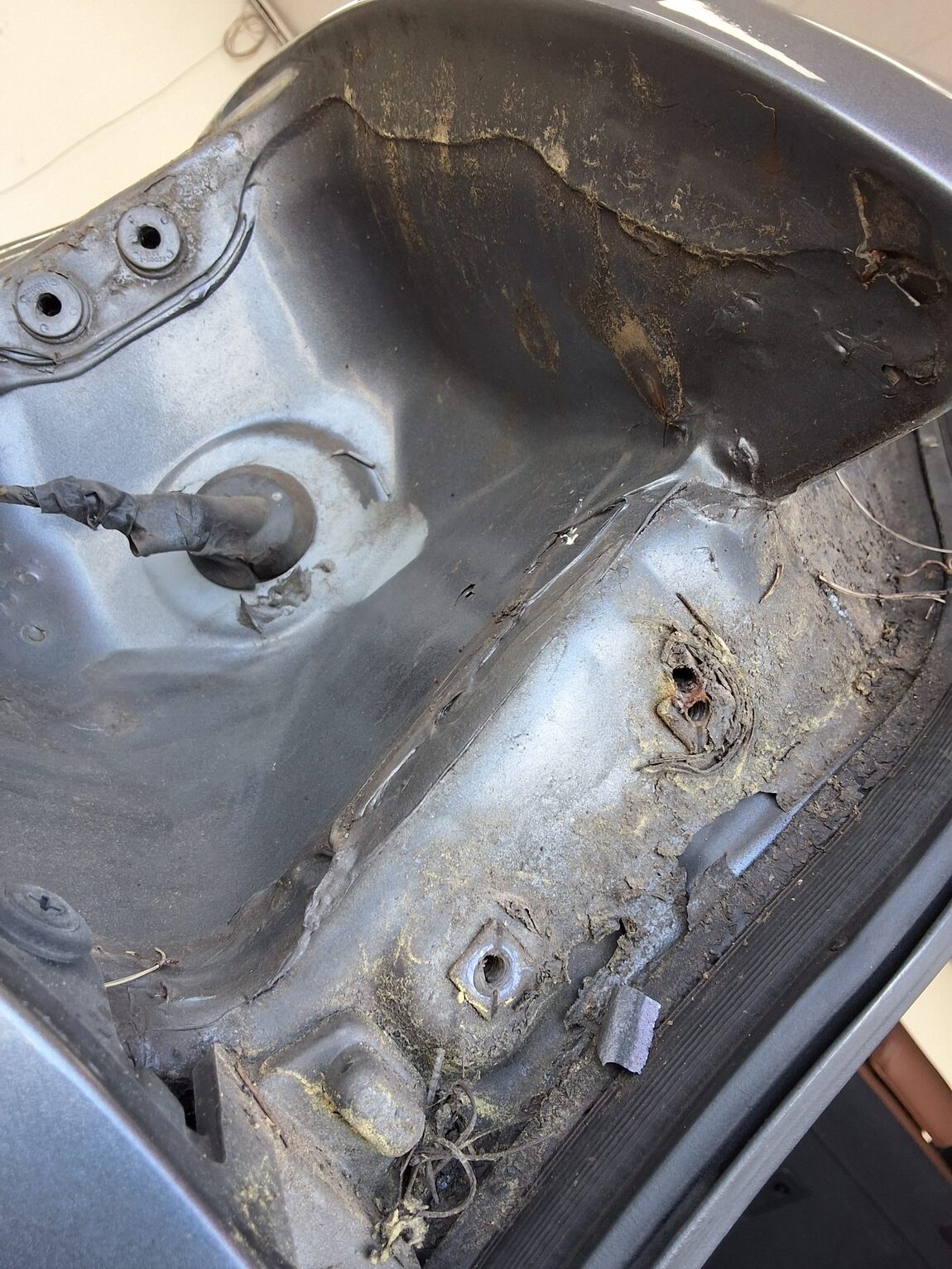 HYUNDAI SANTA FE (DM) DIESEL R2.2 2WD EXCLUSIVE 2013 - zdjęcie 25