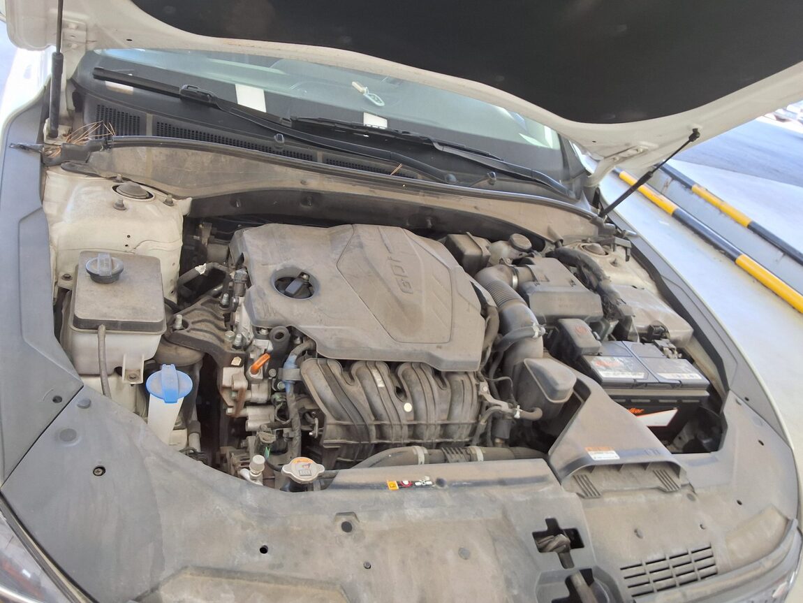 HYUNDAI THE NEW GRANDEUR IG GASOLINE 2.5 PREMIUM 2022 - zdjęcie 21