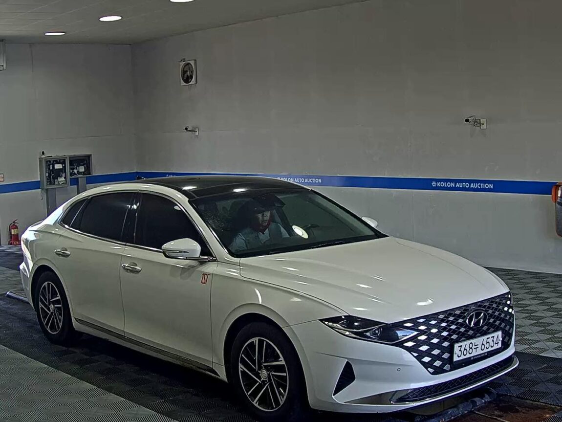 HYUNDAI THE NEW GRANDEUR IG GASOLINE 2.5 PREMIUM 2022 - zdjęcie 3