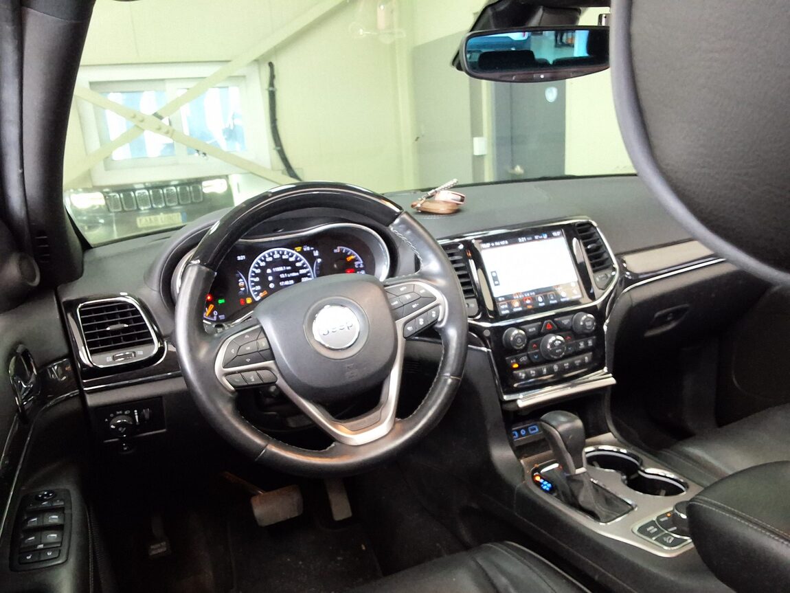 JEEP GRAND CHEROKEE (WK2) 3.6 V6 OVERLAND 2021 - zdjęcie 12