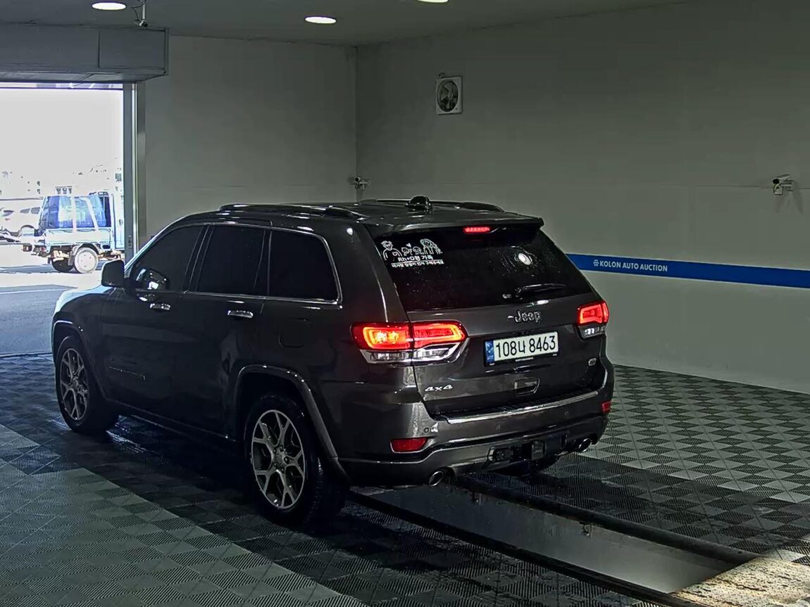 JEEP GRAND CHEROKEE (WK2) 3.6 V6 OVERLAND 2021 - zdjęcie 6
