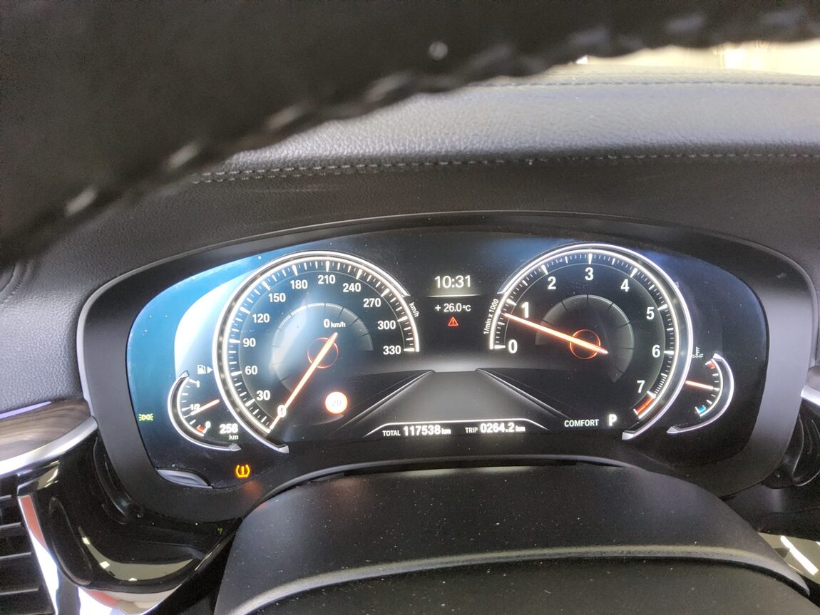 BMW 5 SERIES (7TH GEN) 530i xDRIVE M SPORT PACK PLUS 2017 - zdjęcie 9