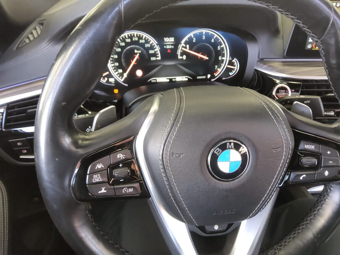 BMW 5 SERIES (7TH GEN) 530i xDRIVE M SPORT PACK PLUS 2017 - zdjęcie 20