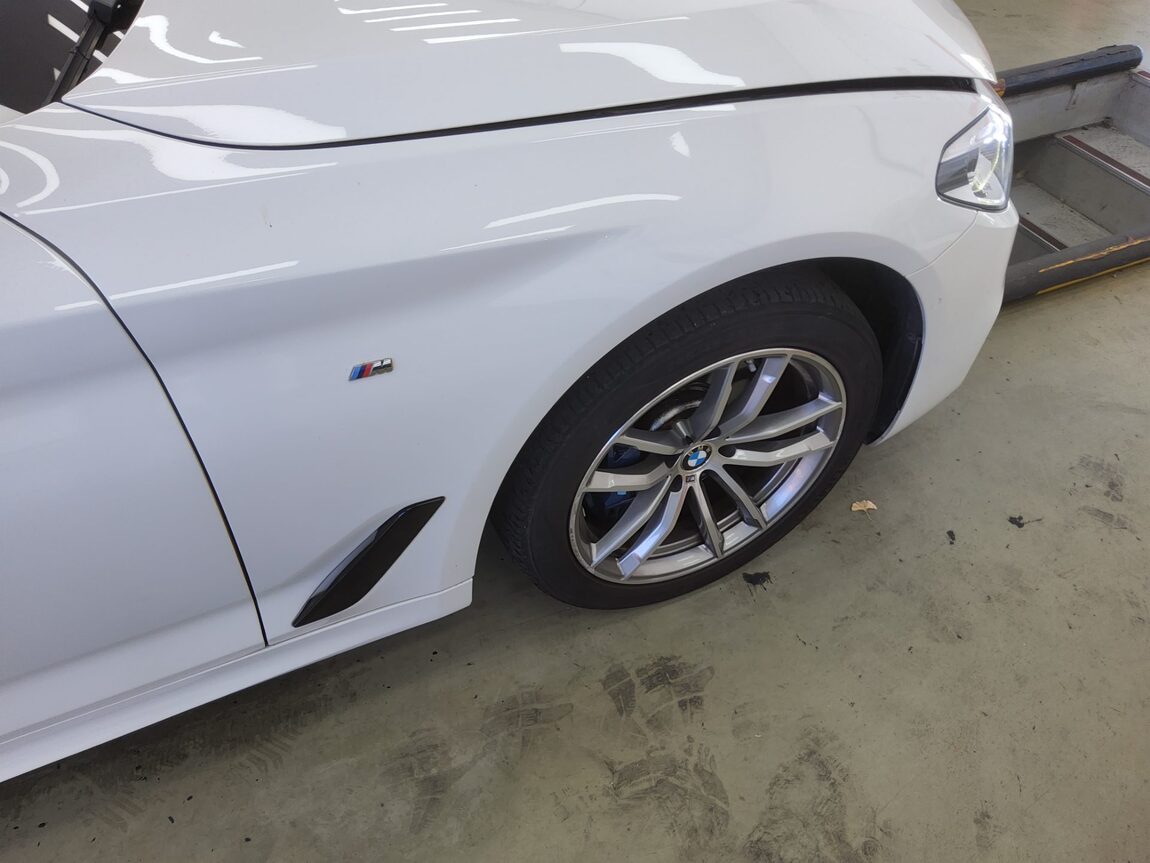 BMW 5 SERIES (7TH GEN) 530i xDRIVE M SPORT PACK PLUS 2017 - zdjęcie 26