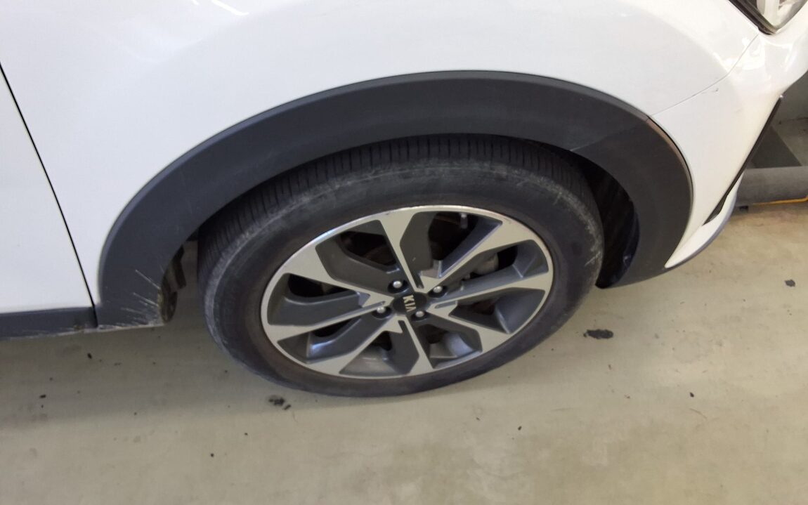 KIA STONIC U2 1.6 DIESEL PRESTIGE 2018 - zdjęcie 27