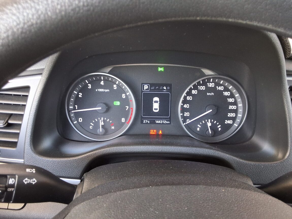 HYUNDAI AVANTE AD 1.6 GDi VALUE PLUS 2018 - zdjęcie 9