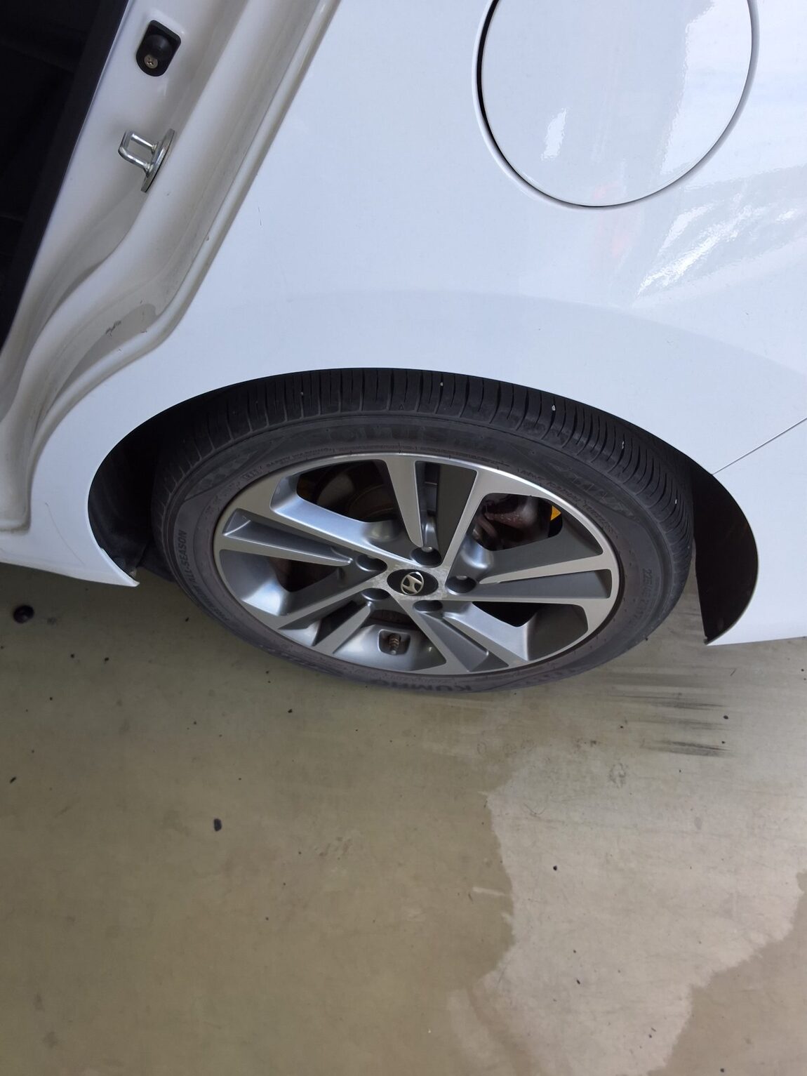 HYUNDAI AVANTE AD 1.6 GDi VALUE PLUS 2018 - zdjęcie 21