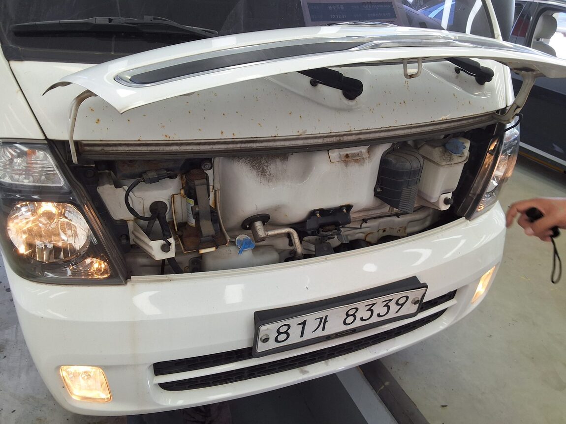 KIA BONGO III CARGO REFRIGERATED BOX TRUCK 2016 - zdjęcie 17