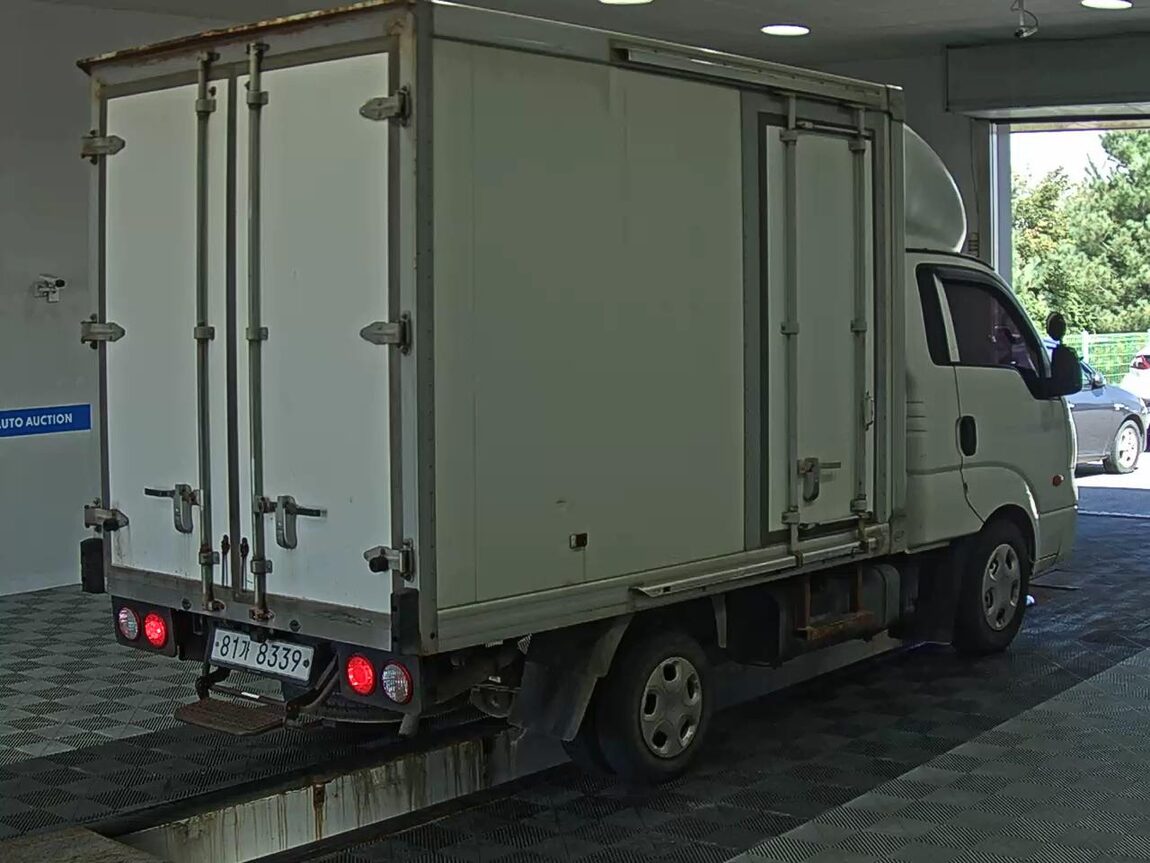 KIA BONGO III CARGO REFRIGERATED BOX TRUCK 2016 - zdjęcie 5