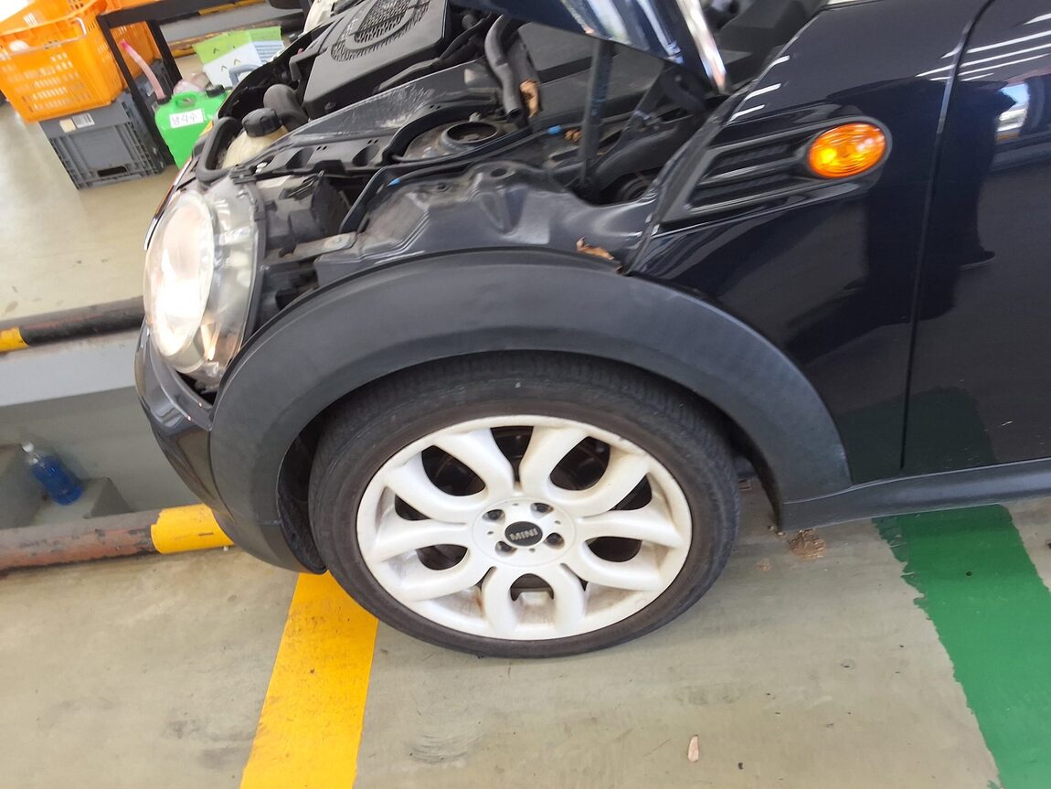 MINI COOPER (2ND GEN) 2.0 D SE 2013 - zdjęcie 18