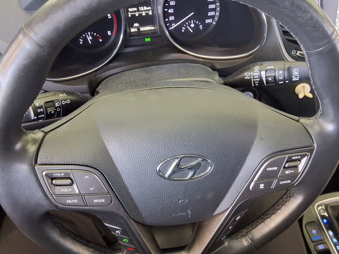 HYUNDAI SANTA FE THE PRIME DIESEL R2.0 2WD EXCLUSIVE SPECIAL 2016 - zdjęcie 17