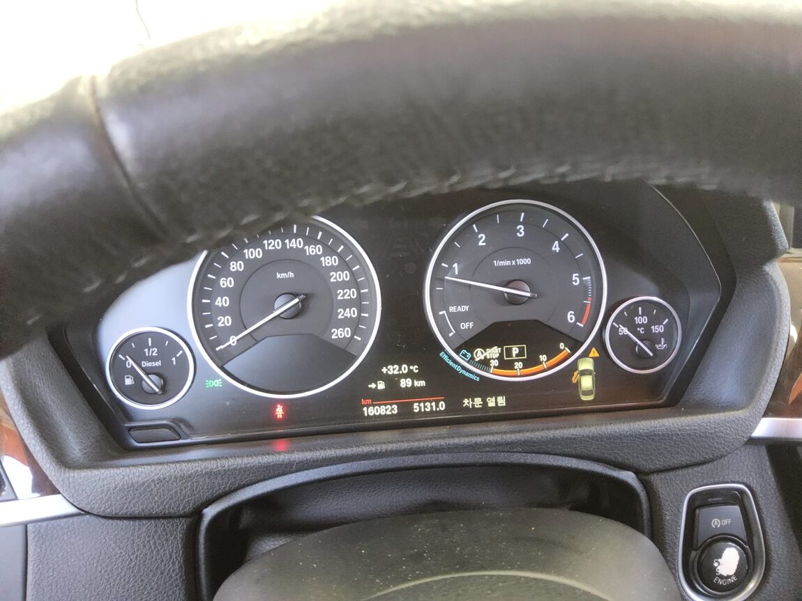 BMW 3 SERIES (6TH GEN) 320d 2015 - zdjęcie 9