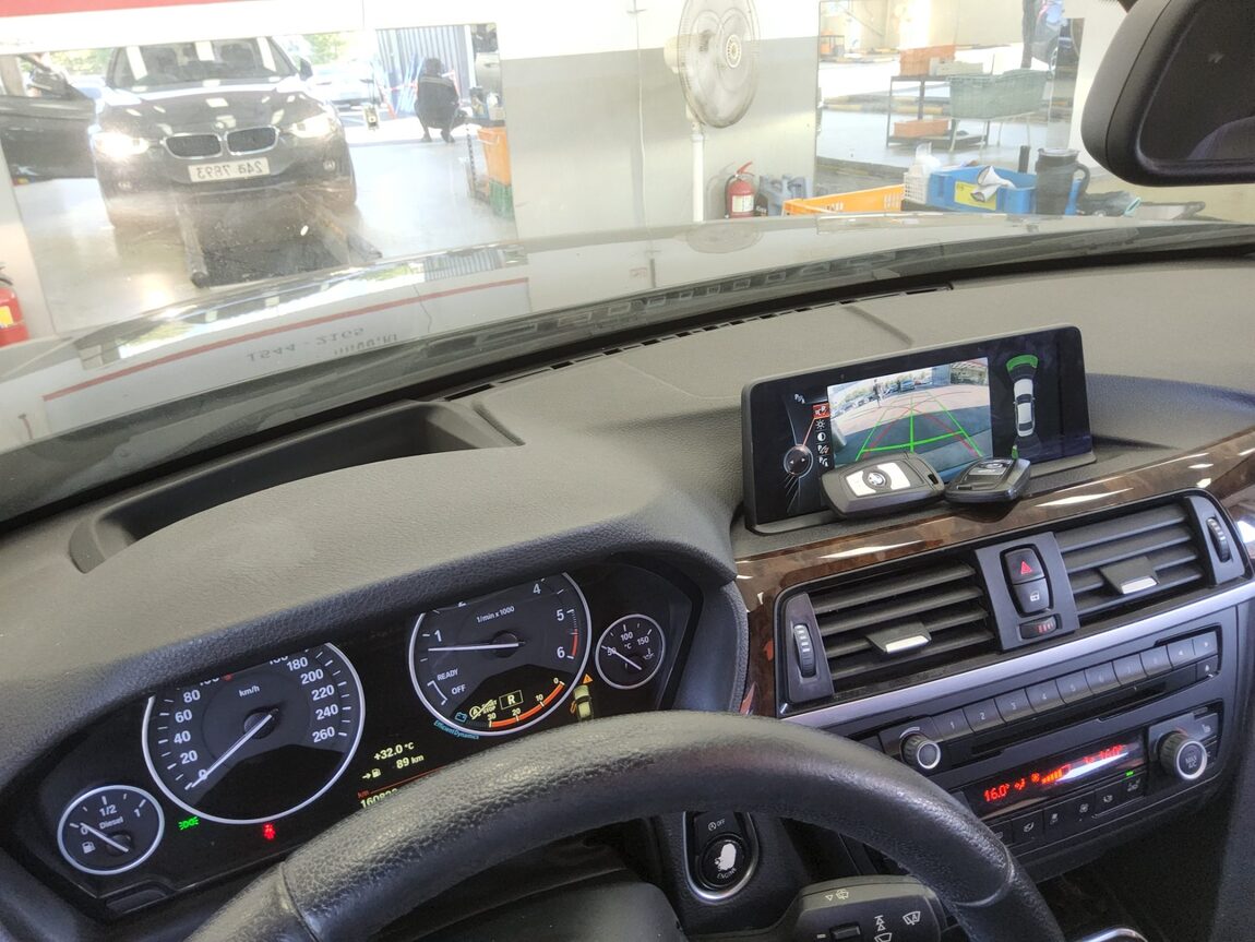 BMW 3 SERIES (6TH GEN) 320d 2015 - zdjęcie 18