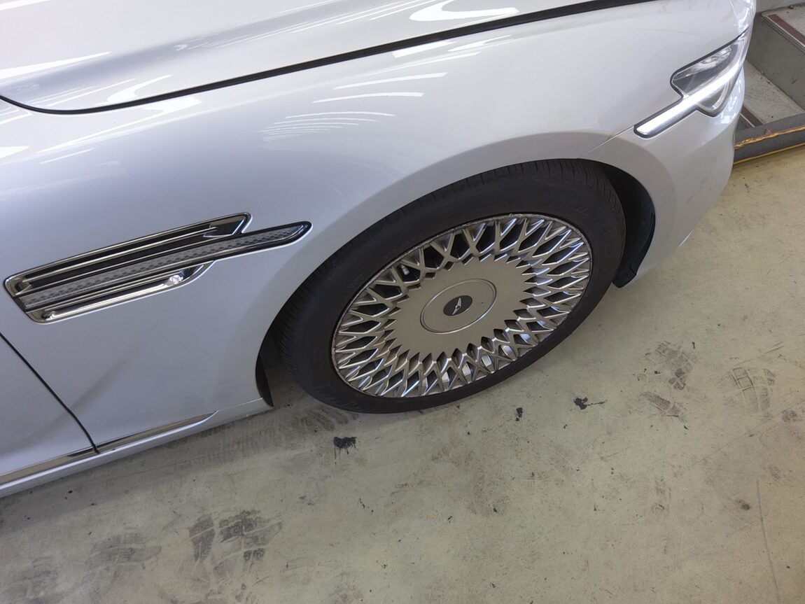 GENESIS G90 5.0 AWD PRESTIGE 2019 - zdjęcie 24