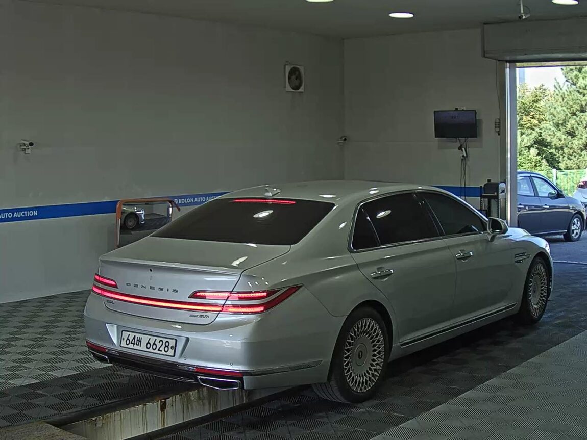 GENESIS G90 5.0 AWD PRESTIGE 2019 - zdjęcie 5