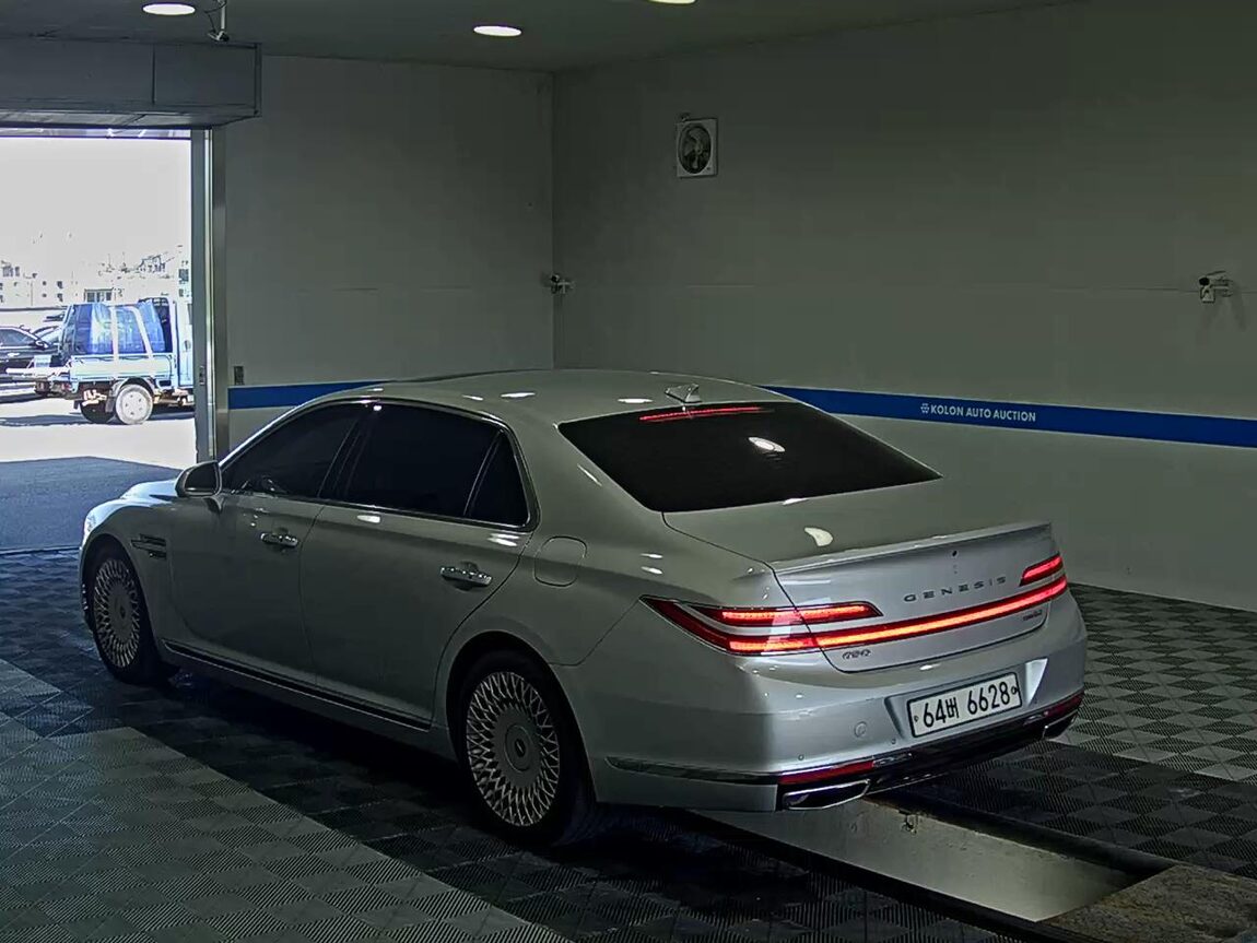 GENESIS G90 5.0 AWD PRESTIGE 2019 - zdjęcie 6