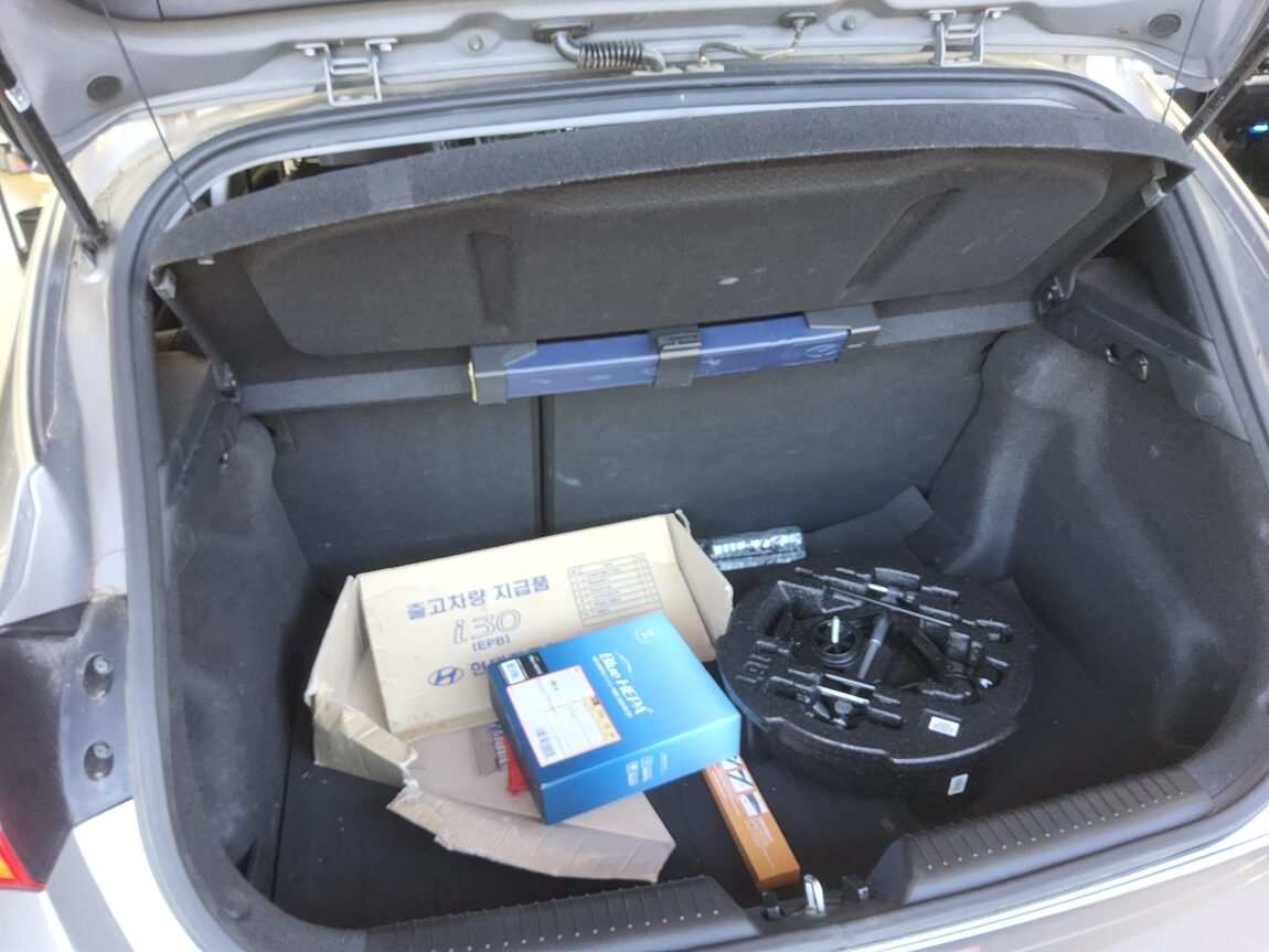 HYUNDAI NEW i30 1.6 GDi EXTREME 2012 - zdjęcie 15