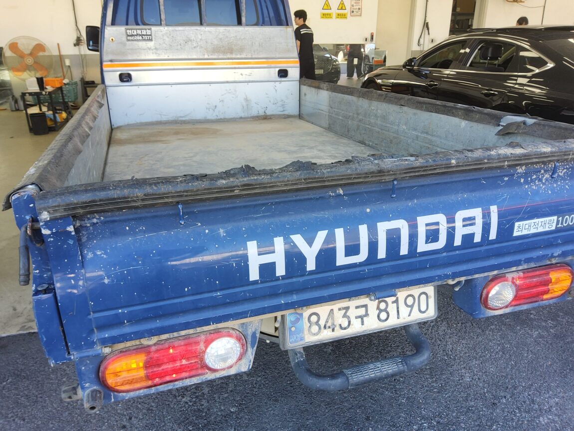 HYUNDAI PORTER II LPG SUPER CAB EXTRA LONG WHEELBASE SMART 2024 - zdjęcie 12